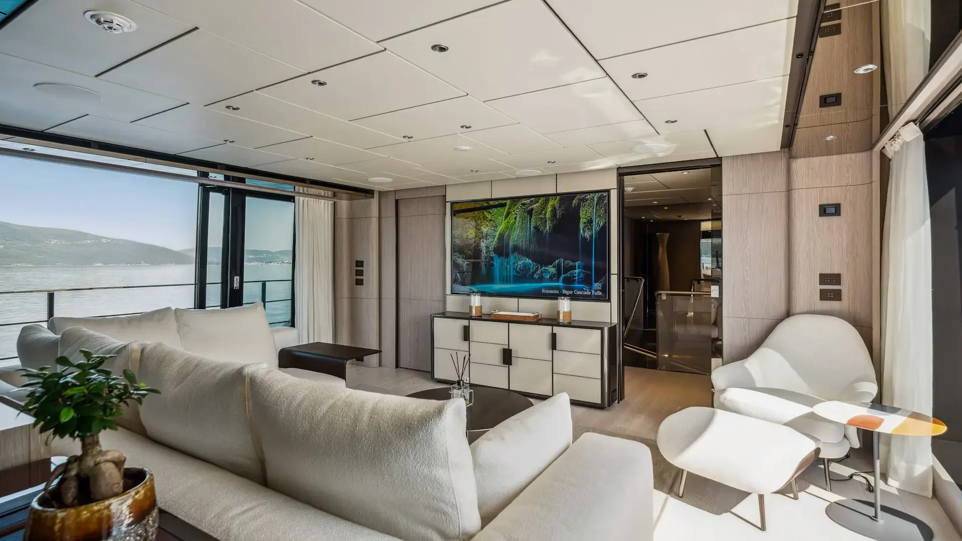 Luxury Yacht Fifi - bd-salon-3