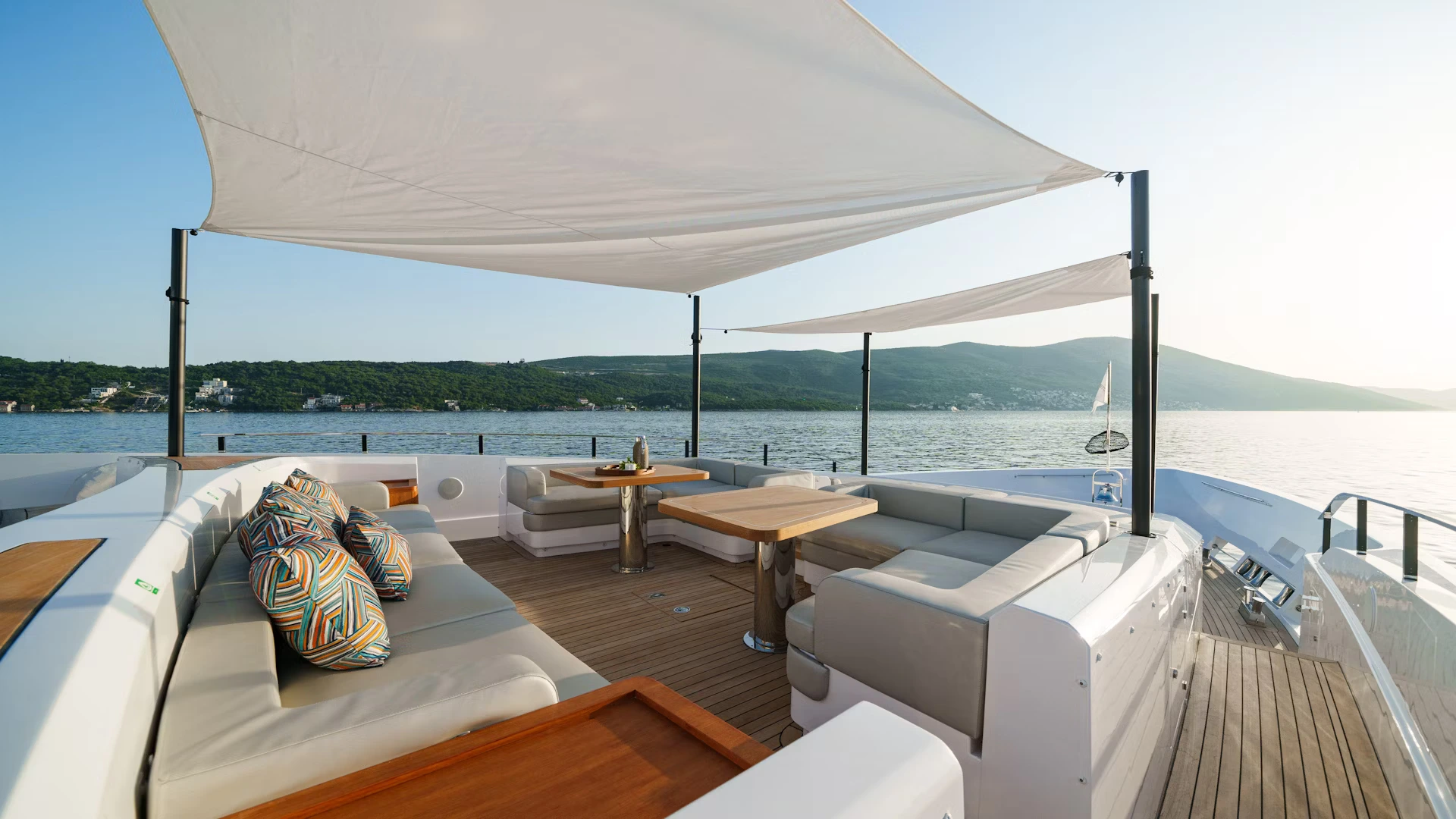 Luxury Yacht Fifi - exterior-50-copy